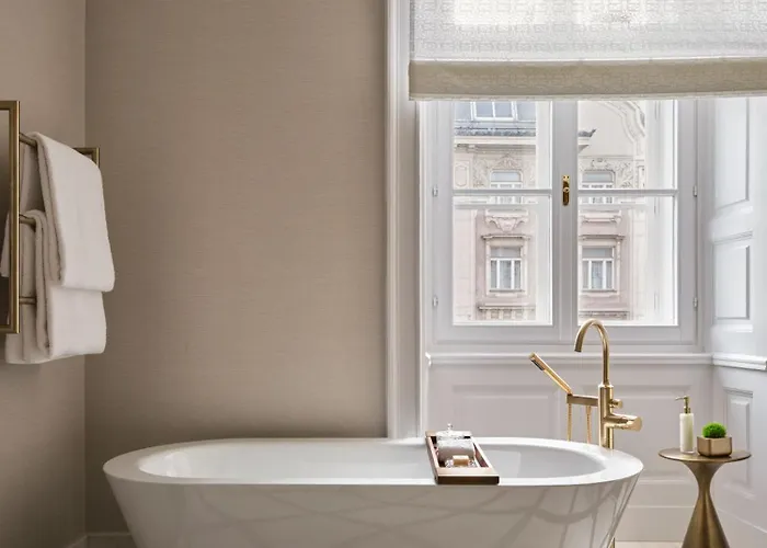 Rosewood 5*
