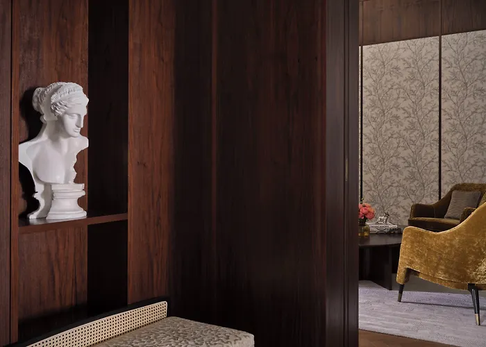Hotel Rosewood